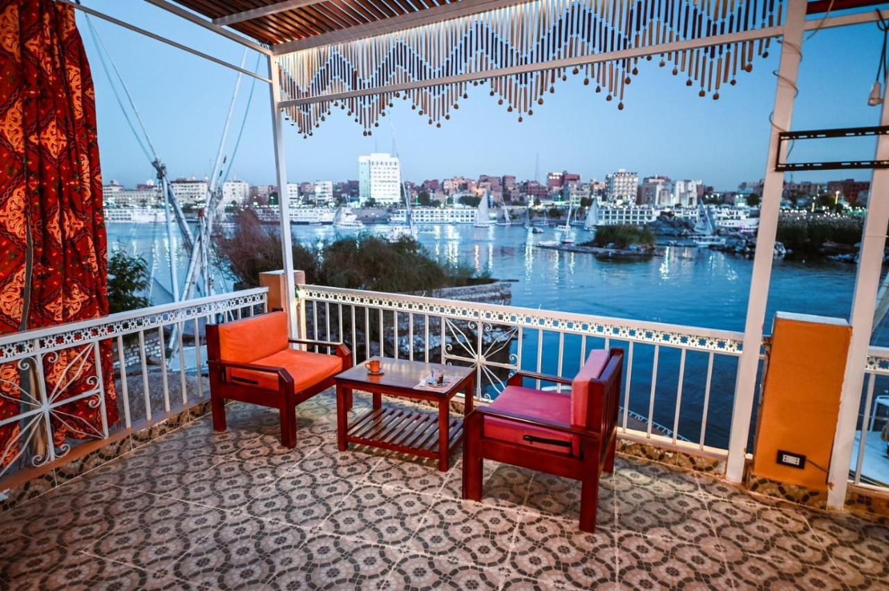 Kana Kato Aswan Eksteriør billede
